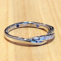 結婚指輪と誕生石