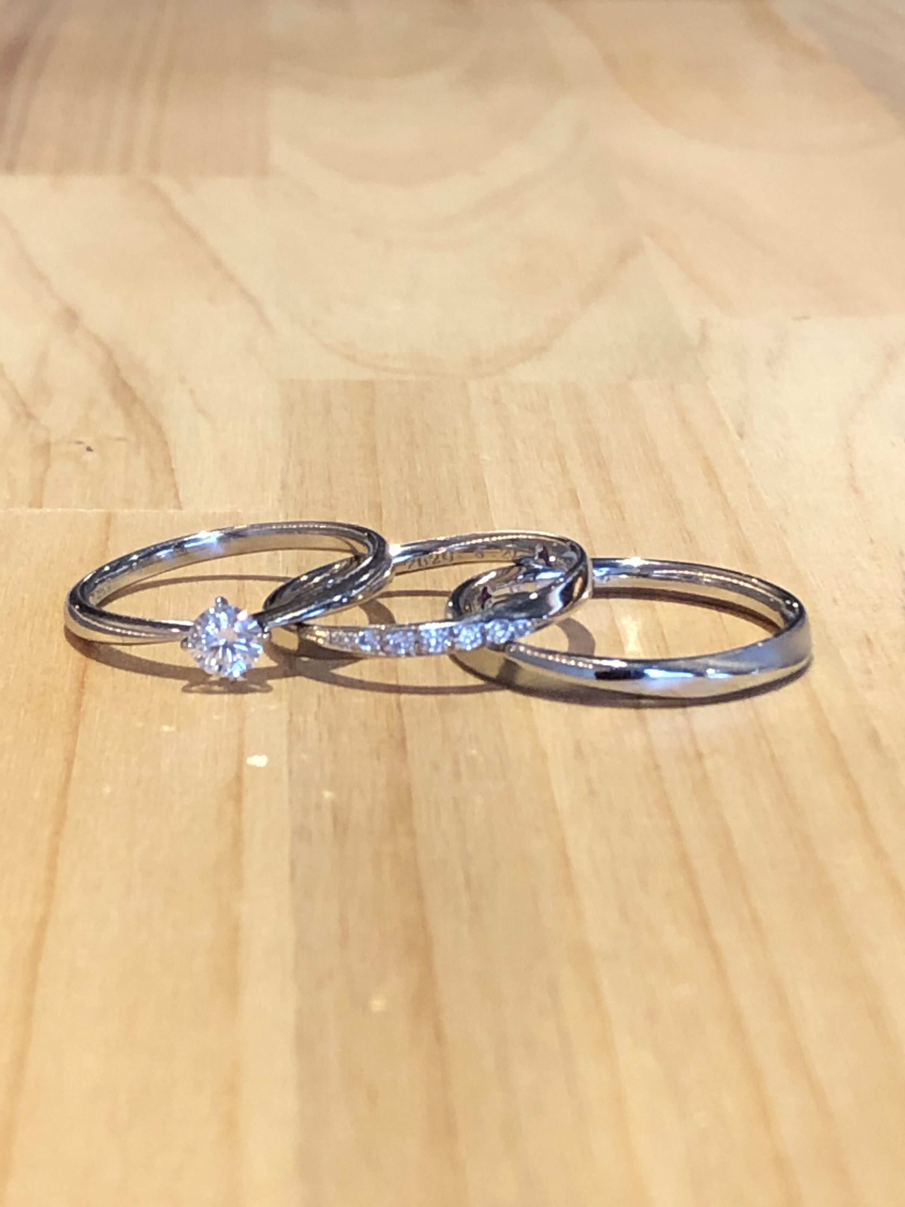 結婚指輪と婚約指輪のセット