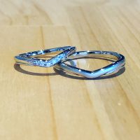 結婚指輪V型ベース